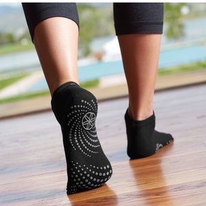 GAIAM Yoga Socks